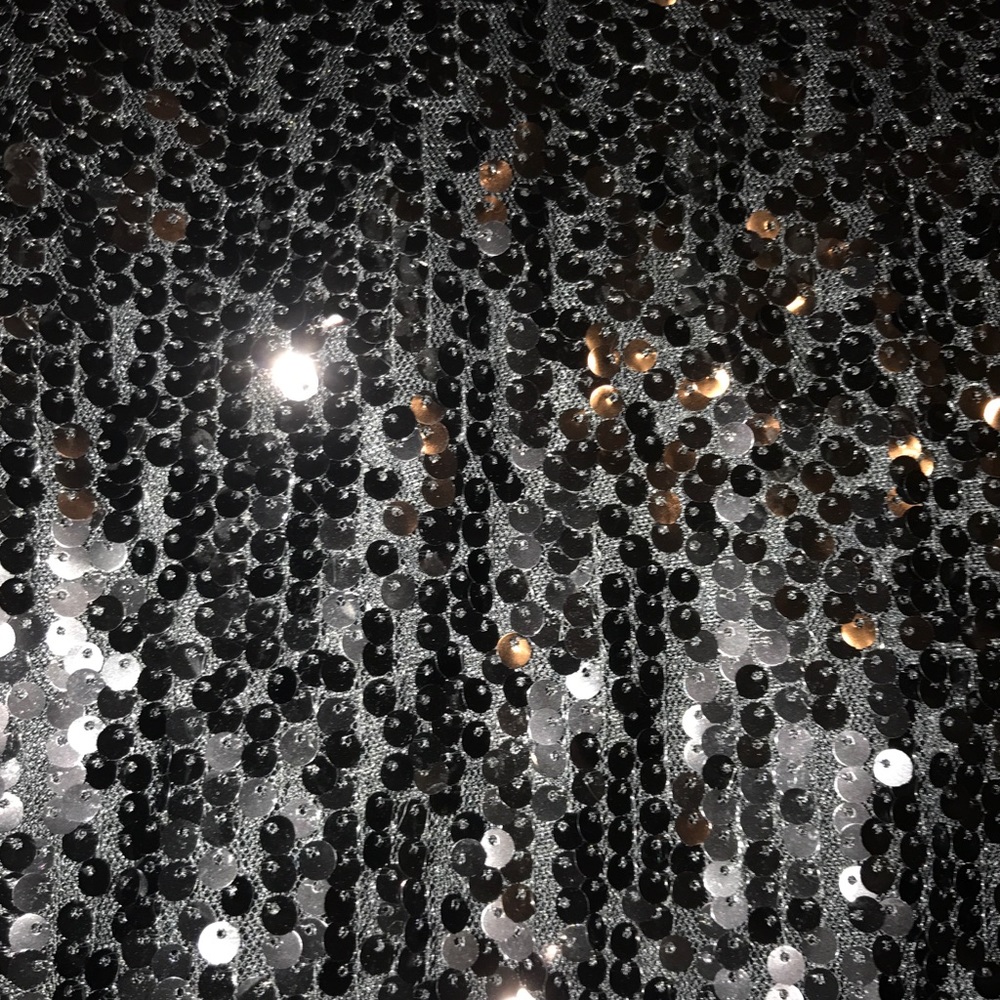 Black sequins top - Picture 3 of 3